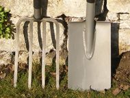 Lightweight border fork and spade