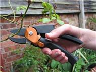 Medium size plastic power gear secateurs